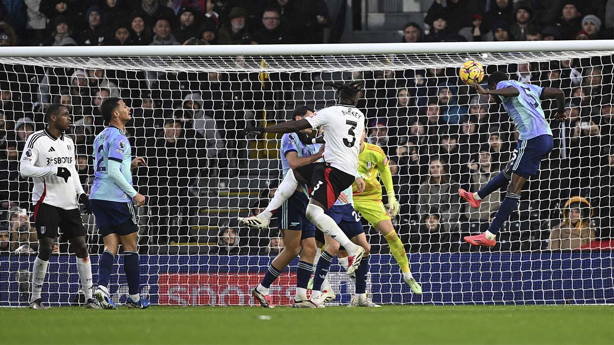 Jugadores del Arsenal en un partido contra el Fulham