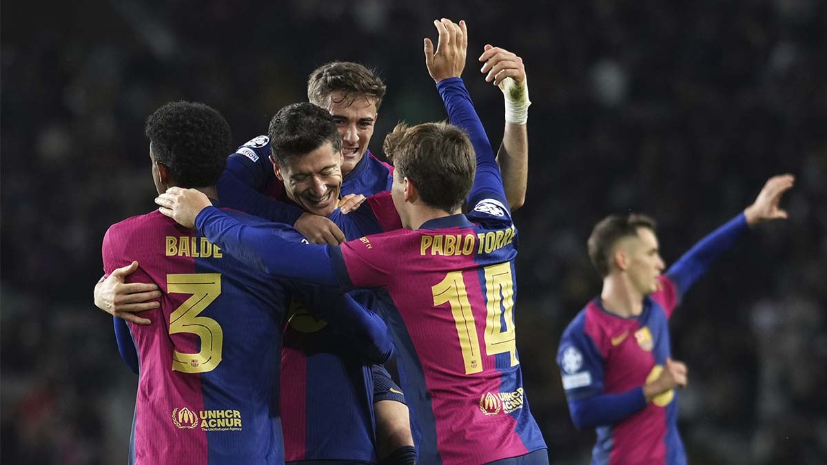 Jugadores del Barça festejando un gol ante el Brest