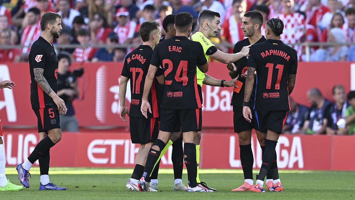 Jugadores del Barça en un partido contra el Girona