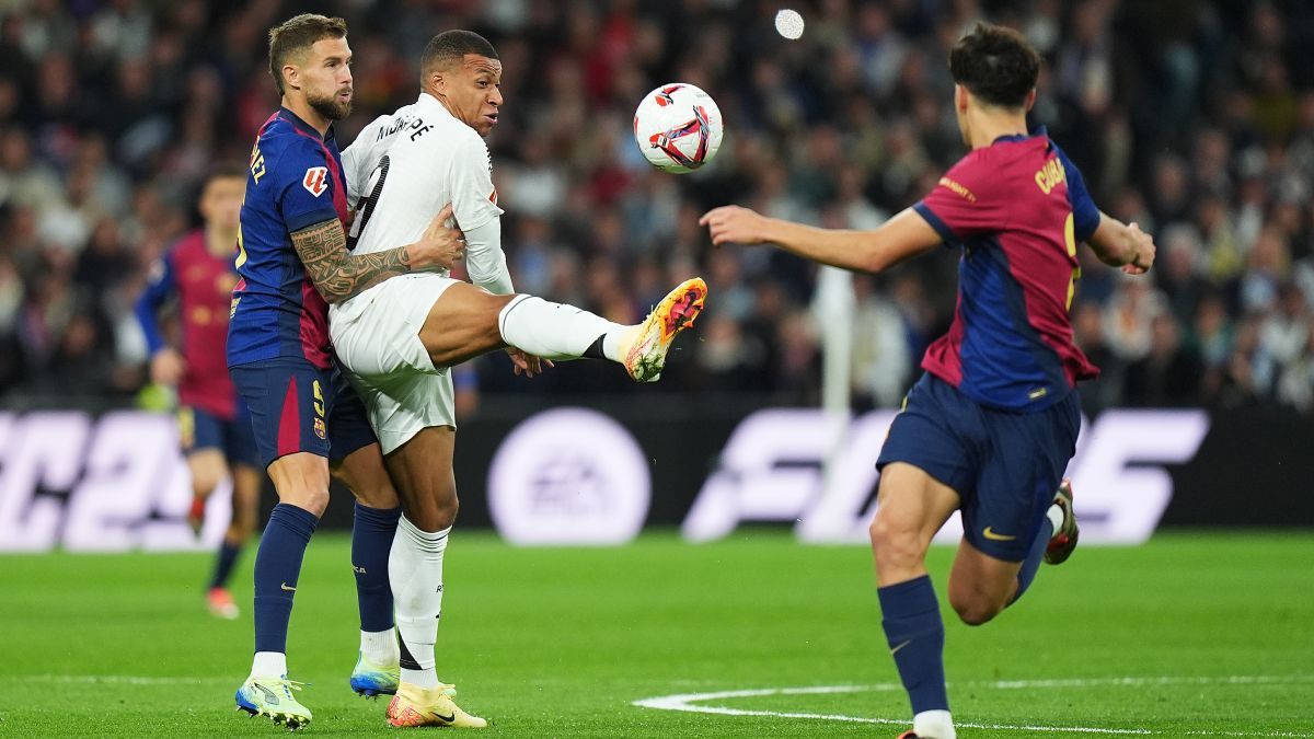 Pau Cubarsí e Iñigo Martínez logran una marca histórica en el Barça