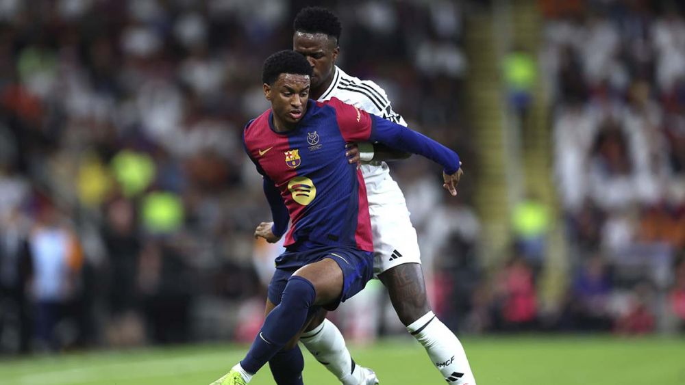 Alejandro Balde durante el Madrid-Barça (2-5) Alejandro Balde durante el Madrid-Barça (2-5)