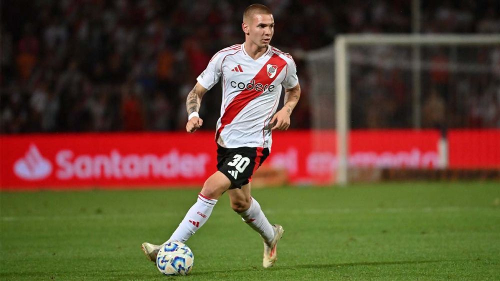 Franco Mastantuono, en un partido con River Plate Franco Mastantuono, en un partido con River Plate