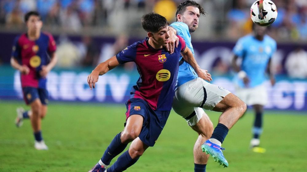 Álex Valle in the 24-25 preseason with FC Barcelona Álex Valle in the 24-25 preseason with FC Barcelona