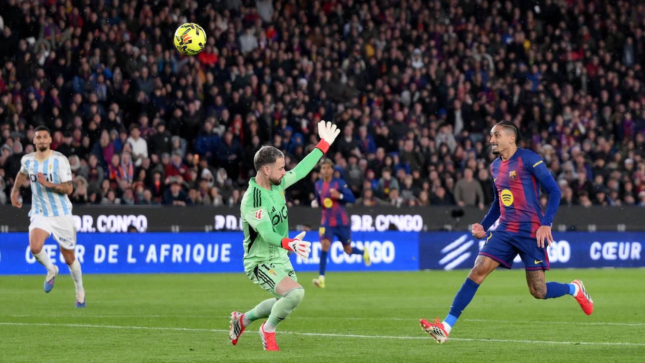 Raphinha festejó su duodécimo gol de la 25/26 ante el Oviedo Raphinha festejó su duodécimo gol de la 25/26 ante el Oviedo