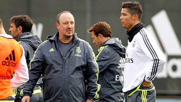 El delantero cristiano ronaldo habría firmado que con benítez el real madrid ha perdido el tiempo