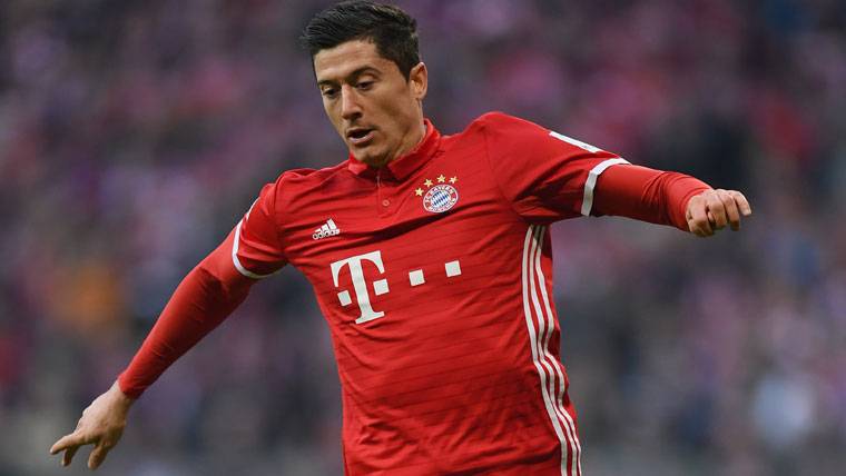 Robert Lewandowski, durante un partido con el Bayern Múnich