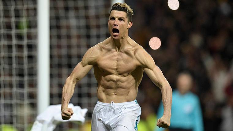 Cristiano Ronaldo Real Madrid Cool Pose