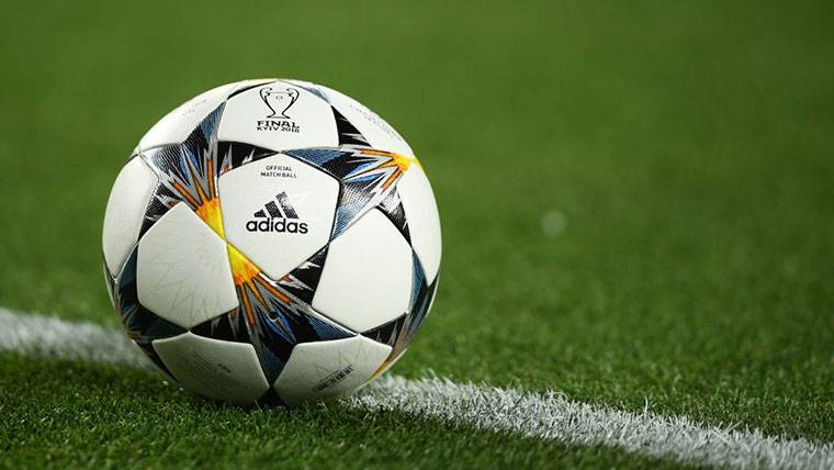 ADIDAS UEFA CHAMPIONS LEAGUE OFFICIAL MATCH BALL 2018-19